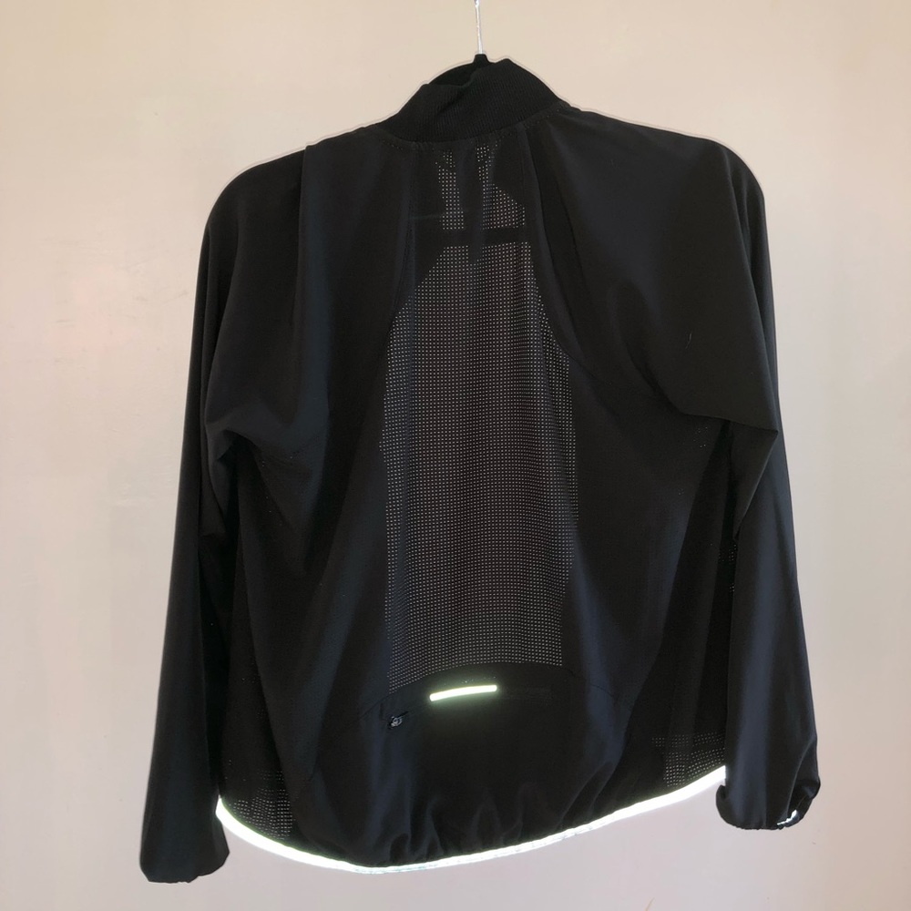 Black MPG workout jacket - Picture 4 of 5